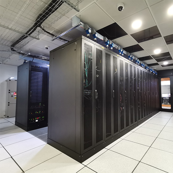 Caso de proyecto: Coolnet ofrece un sólido soporte técnico y servicio posventa para un centro de datos de Singapur