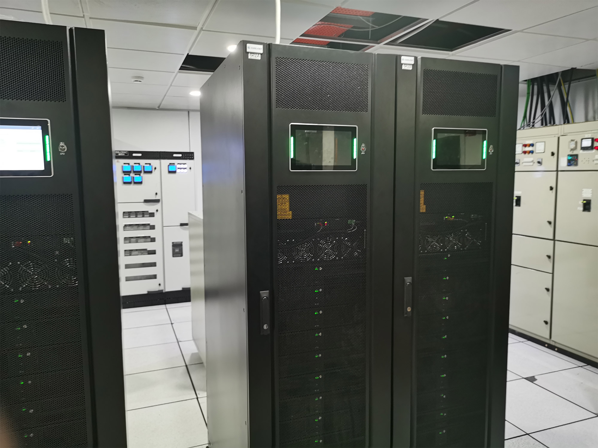 250kVA modular UPS 250kVA modular UPS